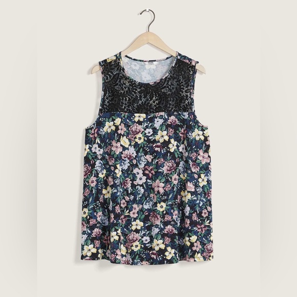 Penn Printed Crochet Lace Camisole floral print - Picture 5 of 5
